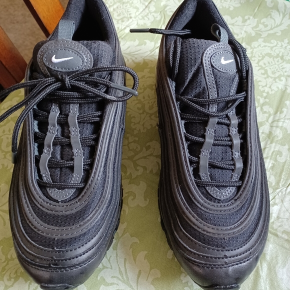 Nike Air Max - Picture 4 of 4